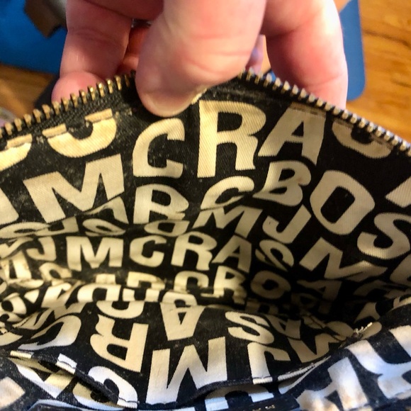 🎉 VINTAGE MARC BY MARC JACOBS BLK LEATHER TURNLOCK CROSSBODY! 😍 - Picture 6 of 13